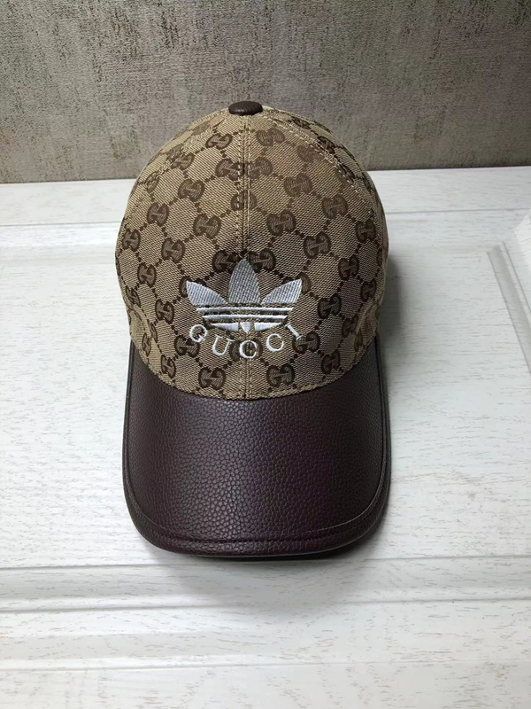 ブランド帽子側面デザイン